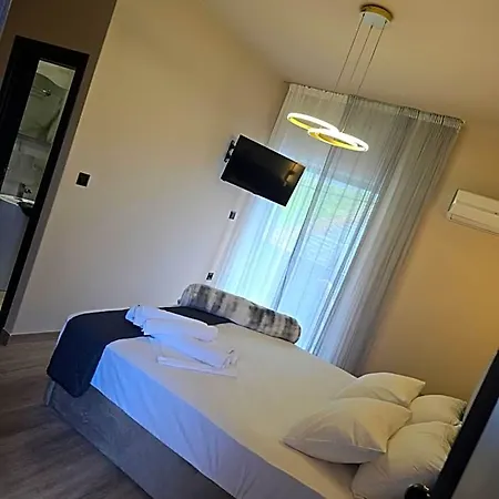 Petunia Hotel Sithonia
